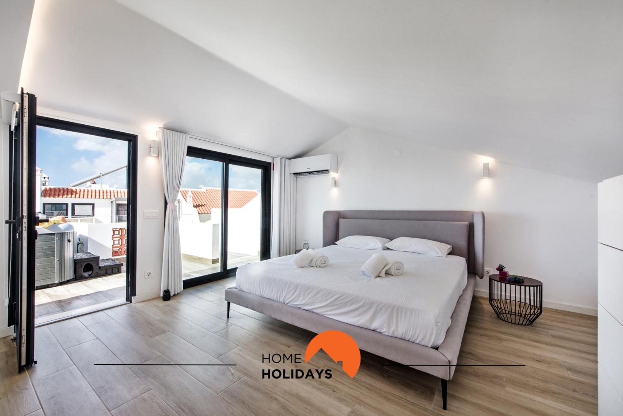 #211 Cerro Lagoa By Holidays