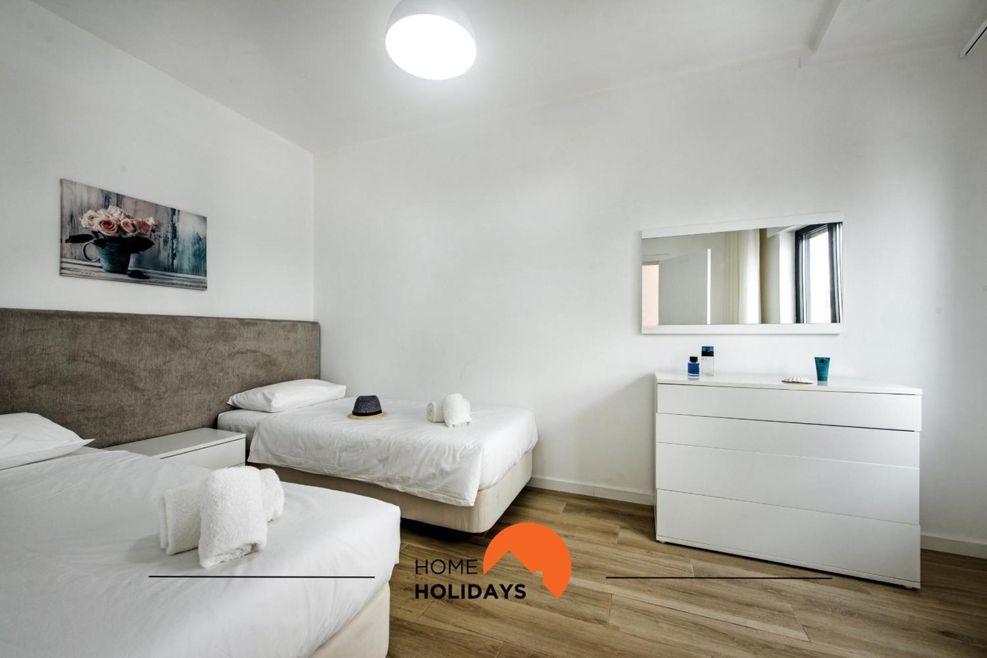 #211 Cerro Lagoa By Holidays *